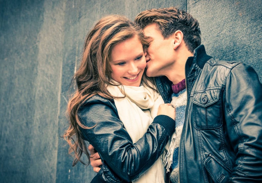 How to Tell If a Guy Likes You - Signs She is Into You